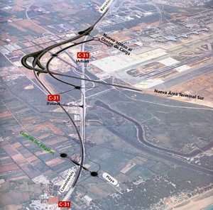 Imatge del desviament de l'autovia de Castelldefels (C-31) en el terme municipal de Viladecans degut a l'allargament de la pista principal de l'aeroport de Barcelona-El Prat
